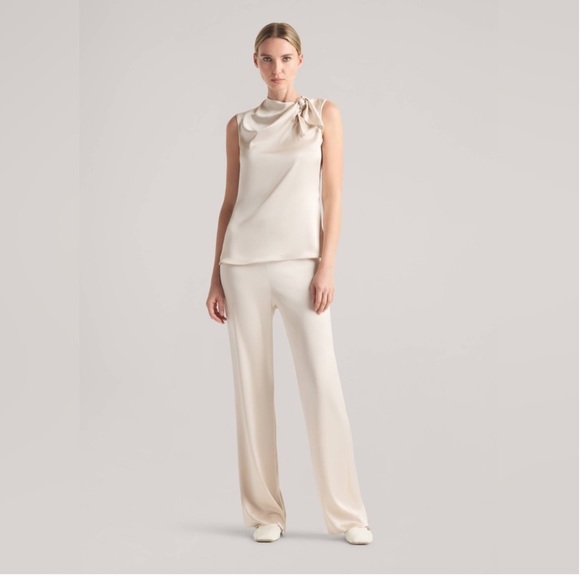 St. John Santana Knit Pull On Elastic Waist Pants NWOT Beige XL - Picture 8 of 10